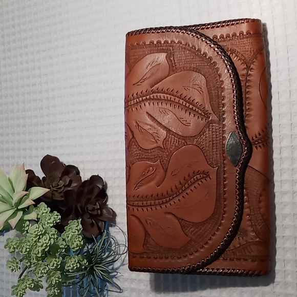 Handcrafted Hand Tooled Leather Clutch Chestnut Brown Tropical Leaf Design - Picture 2 of 13